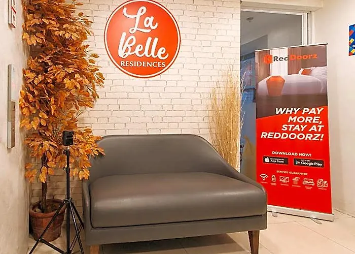 Hotel Reddoorz @ La Belle Residences Makati *