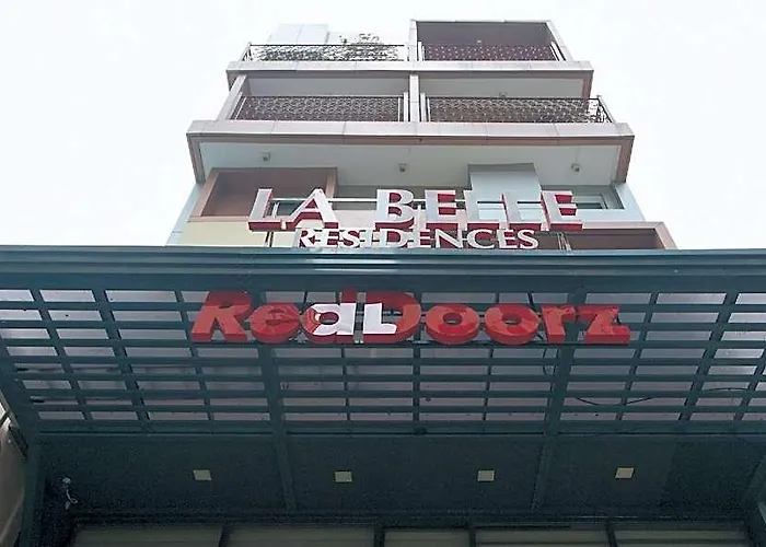 Reddoorz @ La Belle Residences Makati * Manila
