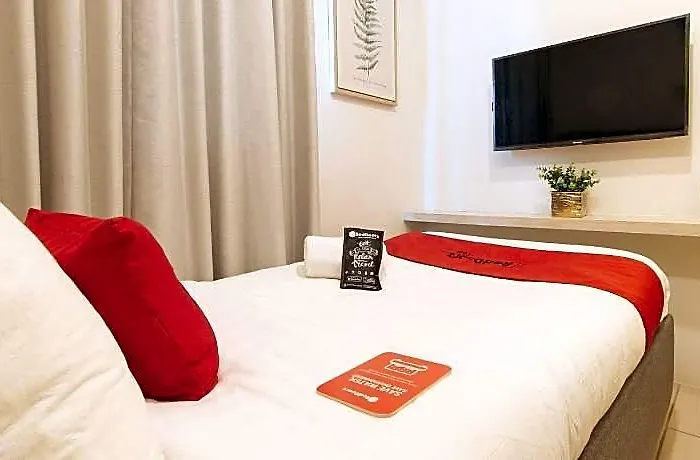Hotel Reddoorz @ La Belle Residences Makati Manila